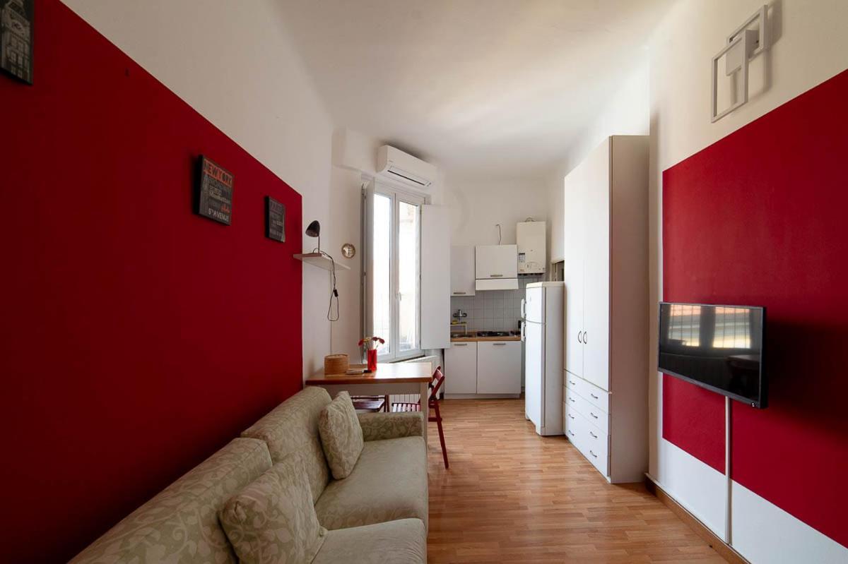 Hbhall Navigli 21 Milano Exteriör bild